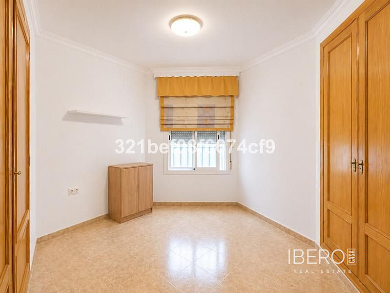Piso 3+kk – Estepona, Barriada Islas Canarias - Más