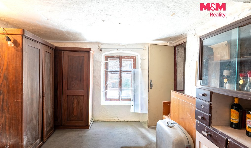 Prodej stavebního pozemku 1 676 m², Strašice – náhled fotky 14