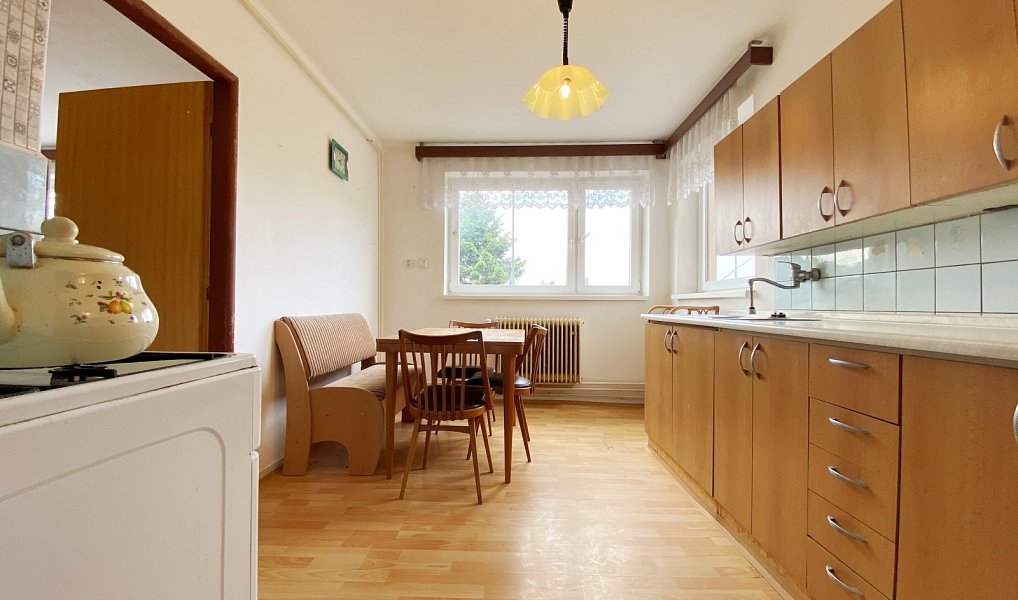 Prodej domu 110 m² s pozemkem 1 592 m², Úpice – náhled fotky 2
