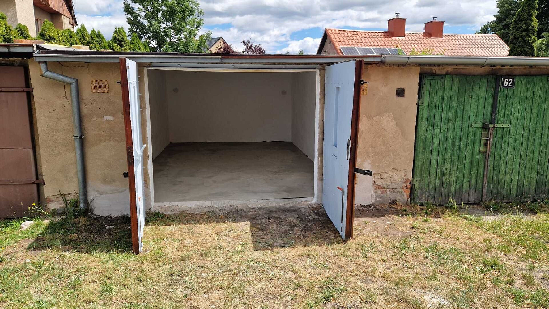Prodej prostorné garáže 22 m2 v drahůnkách u dubí — photo 2