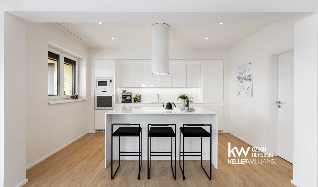 Prodej domu 186 m² s pozemkem 893 m², Velký Borek – náhled fotky 3