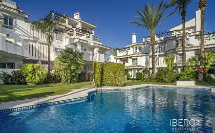 Prodej bytu 4+kk 120 m², Nueva Andalucía, Španělsko