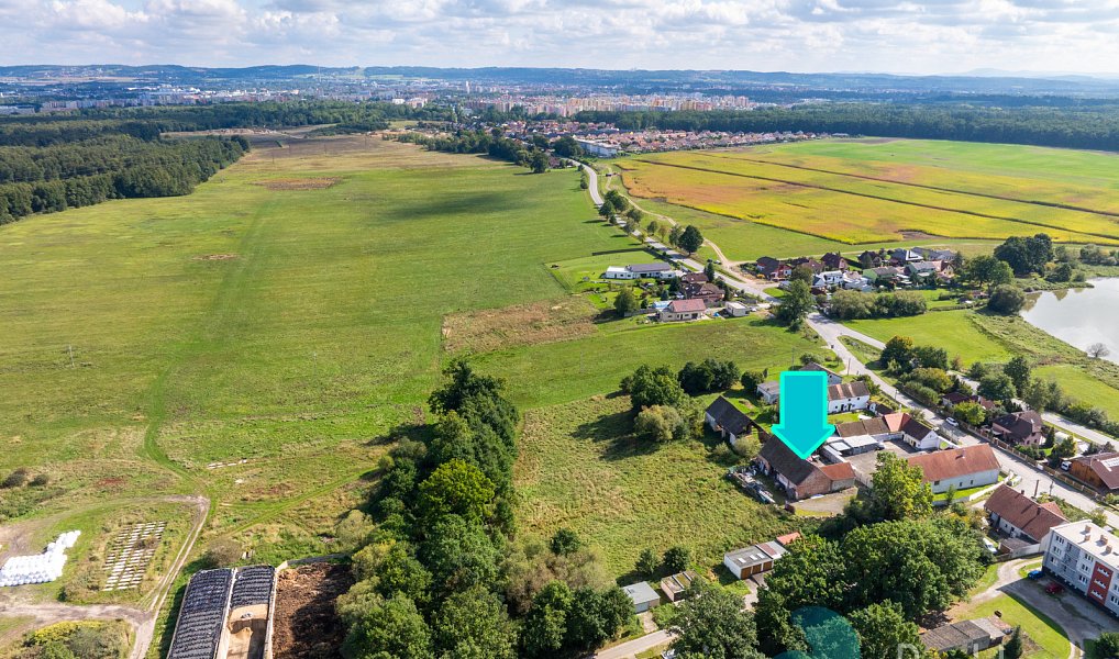 Prodej stavebního pozemku 1 008 m², České Budějovice – náhled fotky 3