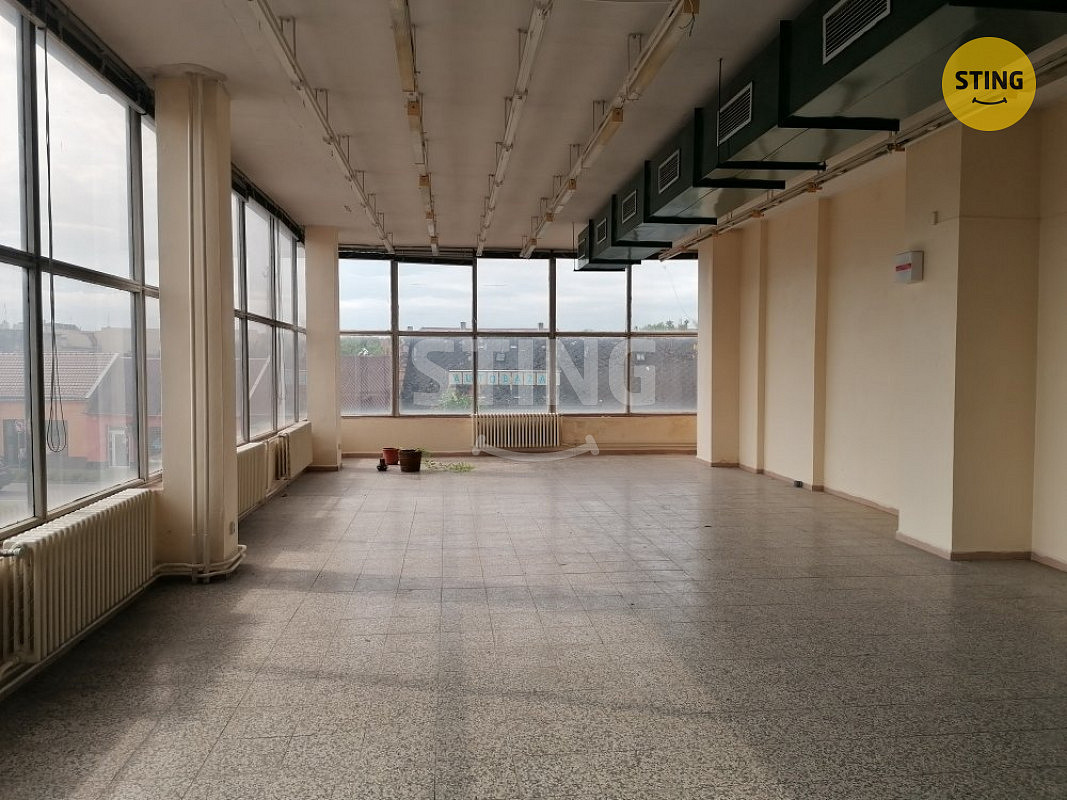 Pronájem obchodních prostor 845 m² – fotografie 2