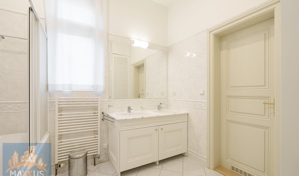 Pronájem bytu 3+kk 76 m², Praha – náhled fotky 9