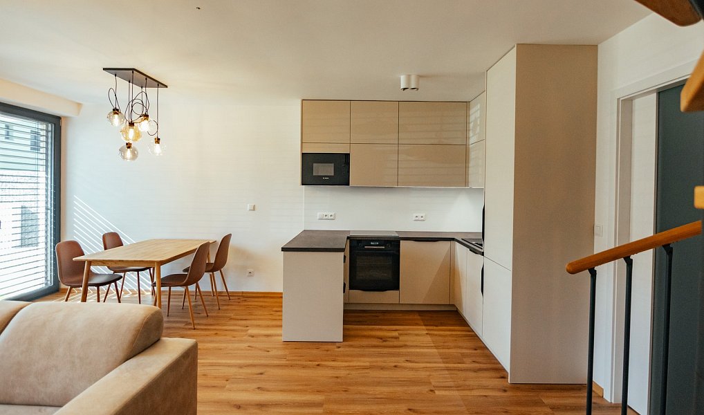 Prodej domu 97 m² s pozemkem 114 m², Hradec Králové – náhled fotky 11