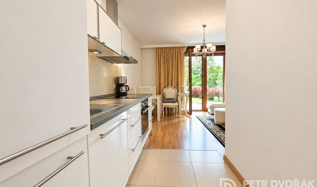 Prodej bytu 1+kk 36 m², Praha – náhled fotky 4