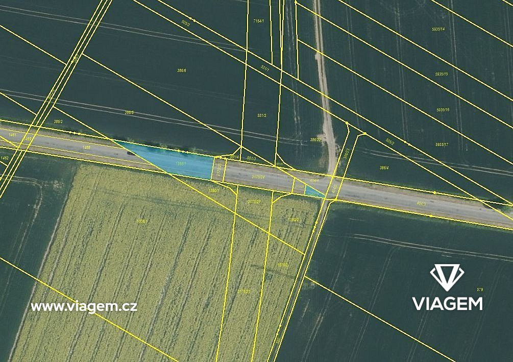 Prodej pole 438 m² – pohled 3
