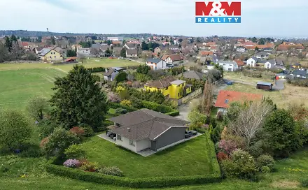 Prodej stavebního pozemku 1 016 m², Radějovice - Olešky, okres Praha-východ