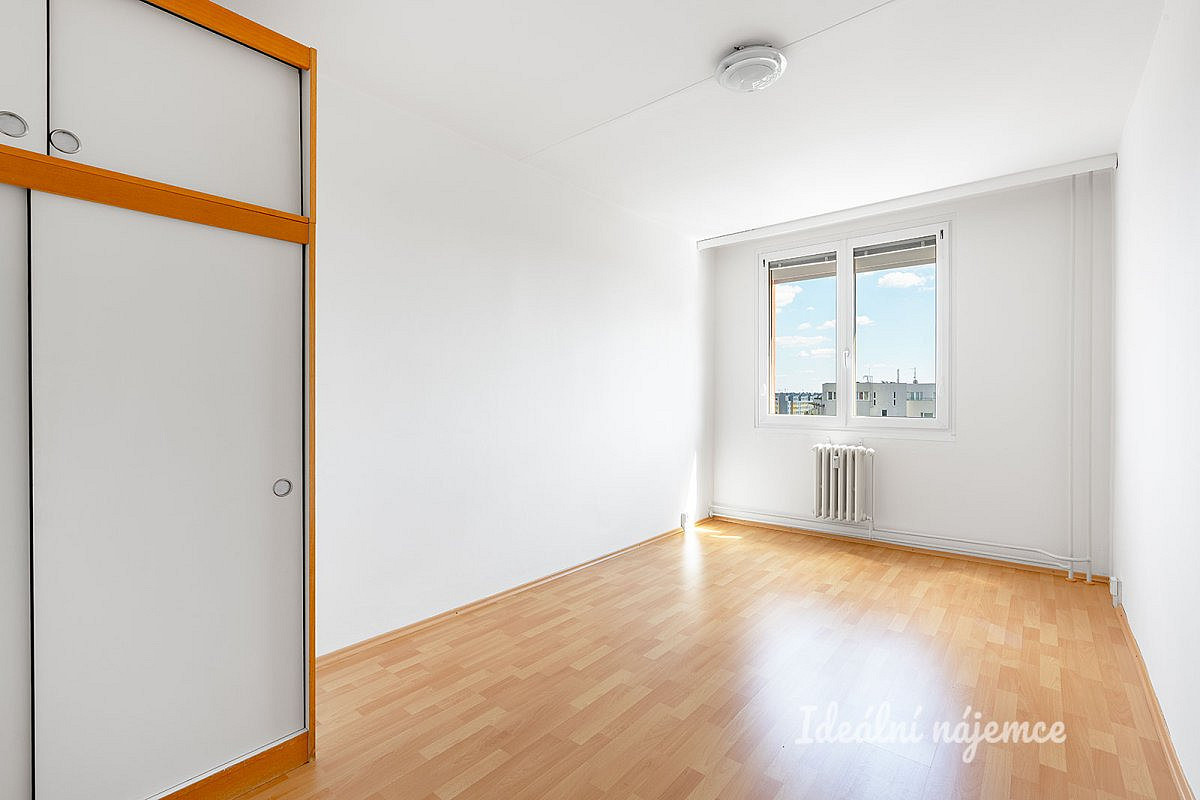 Pronájem bytu 2+kk 49 m² — photo 2