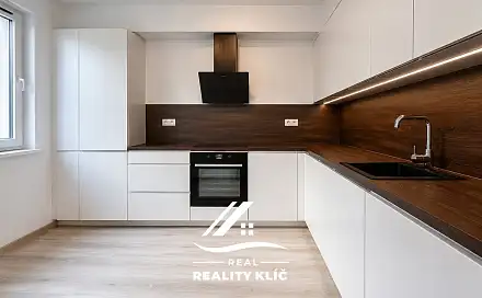 Pronájem bytu 2+1 45 m², Podroužkova, Ostrava - Poruba