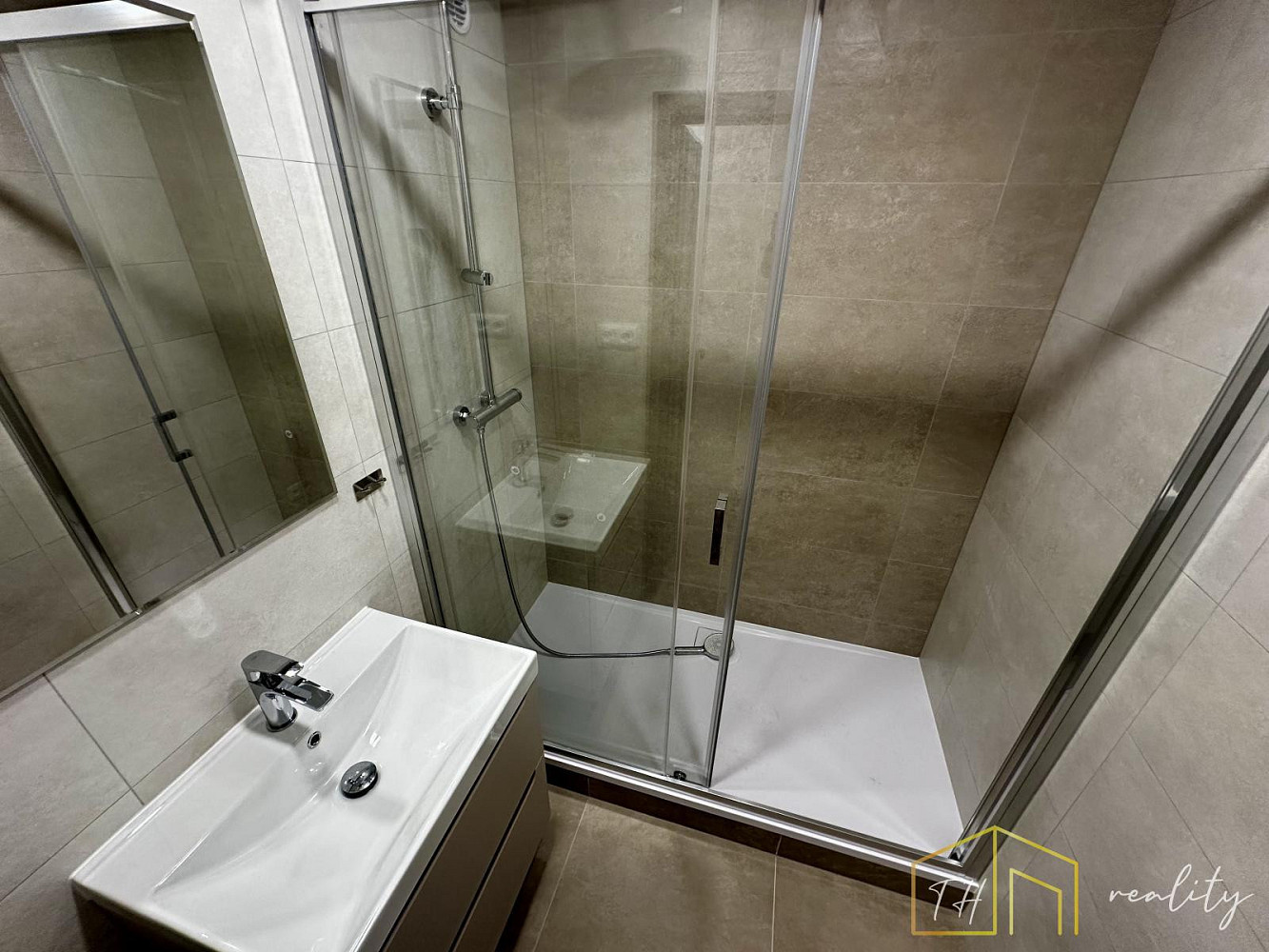 Pronájem bytu 3+1 78 m² – fotografie 3