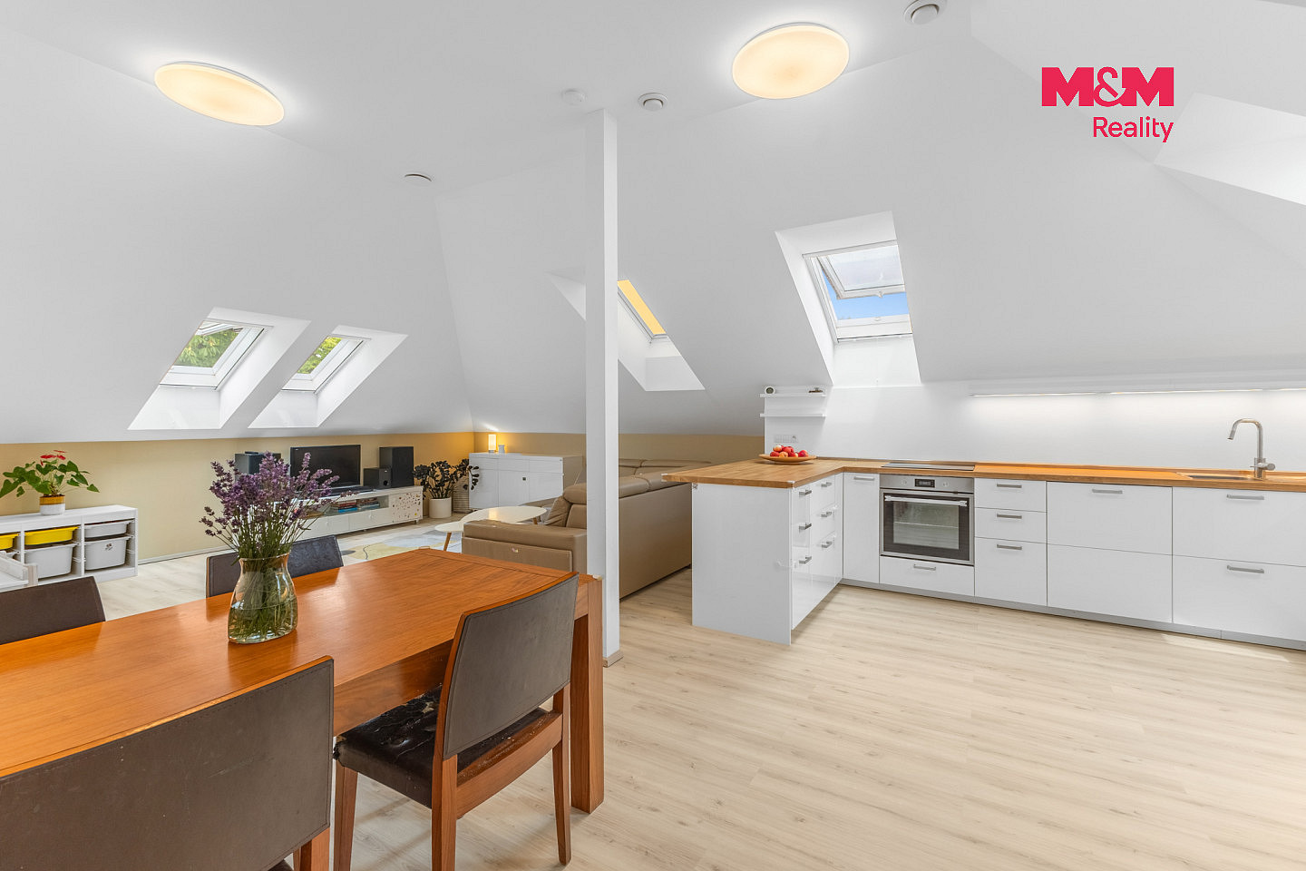 Prodej bytu 4+kk 158 m² — photo 2