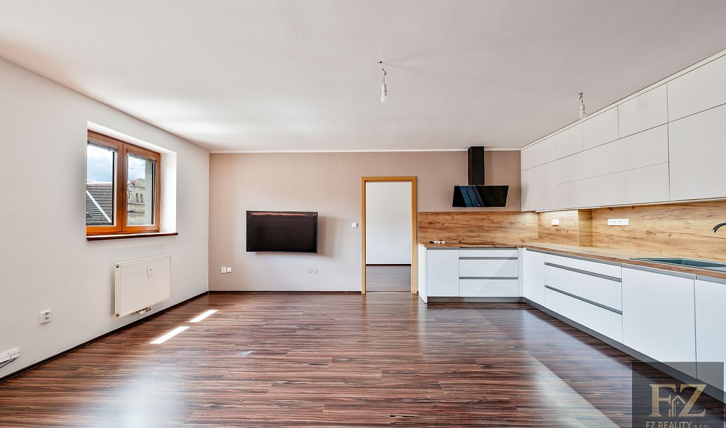 Prodej bytu 3+kk 78 m², Tábor – náhled fotky 5