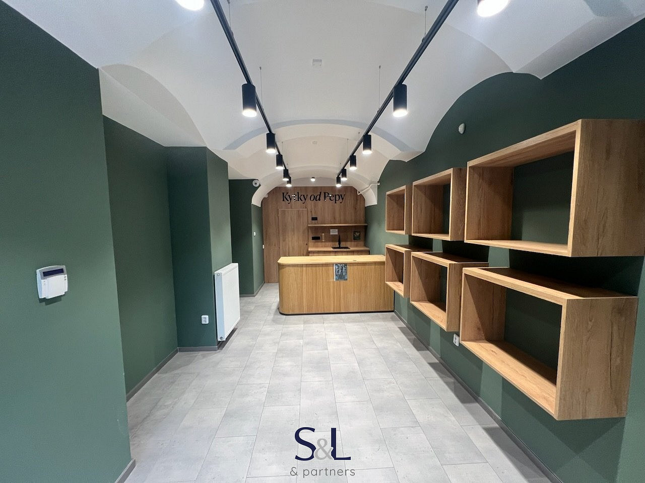 Pronájem obchodních prostor 33 m²