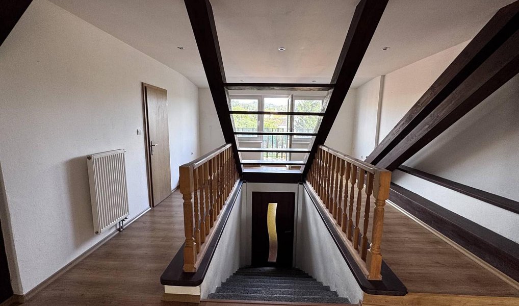 Prodej bytu 4+1 150 m², Písek – náhled fotky 2