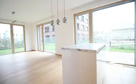 Pronájem bytu 3+kk 94 m²