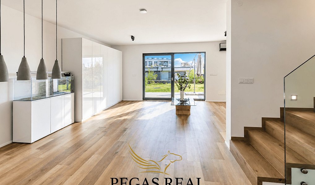 Prodej domu 113 m² s pozemkem 187 m², Rosice – náhled fotky 2