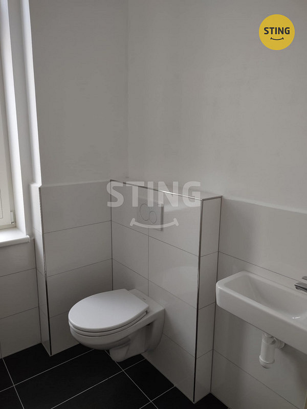 Pronájem sestavy dvou kanceláří 23m². – další