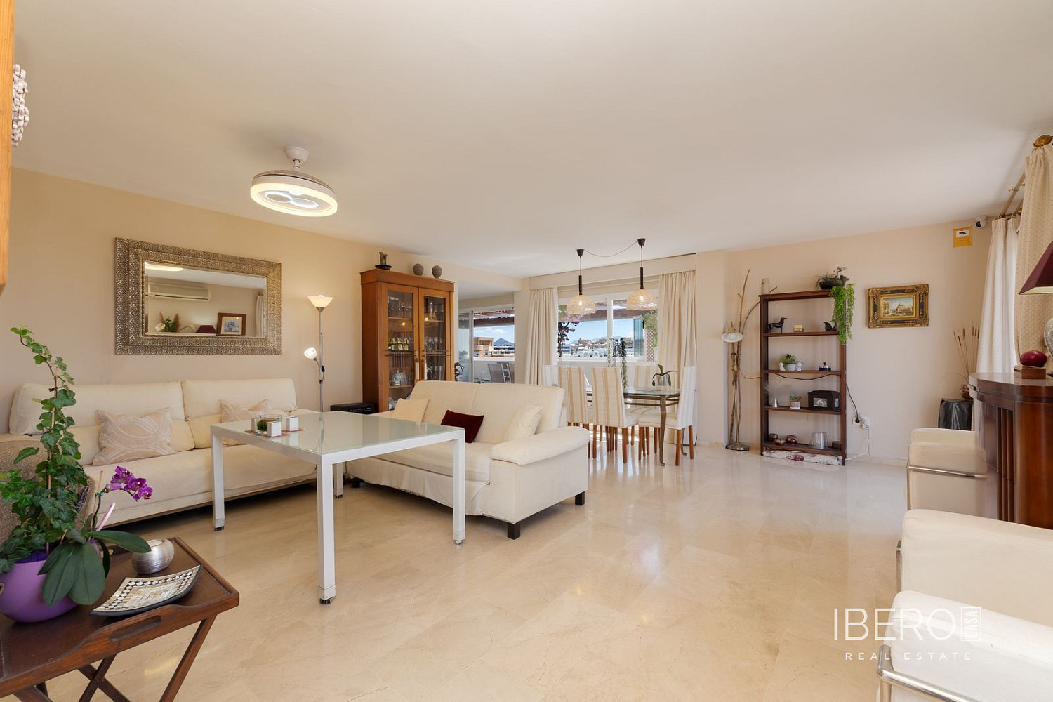 Prodej bytu 4+kk 175 m² - Vista 2