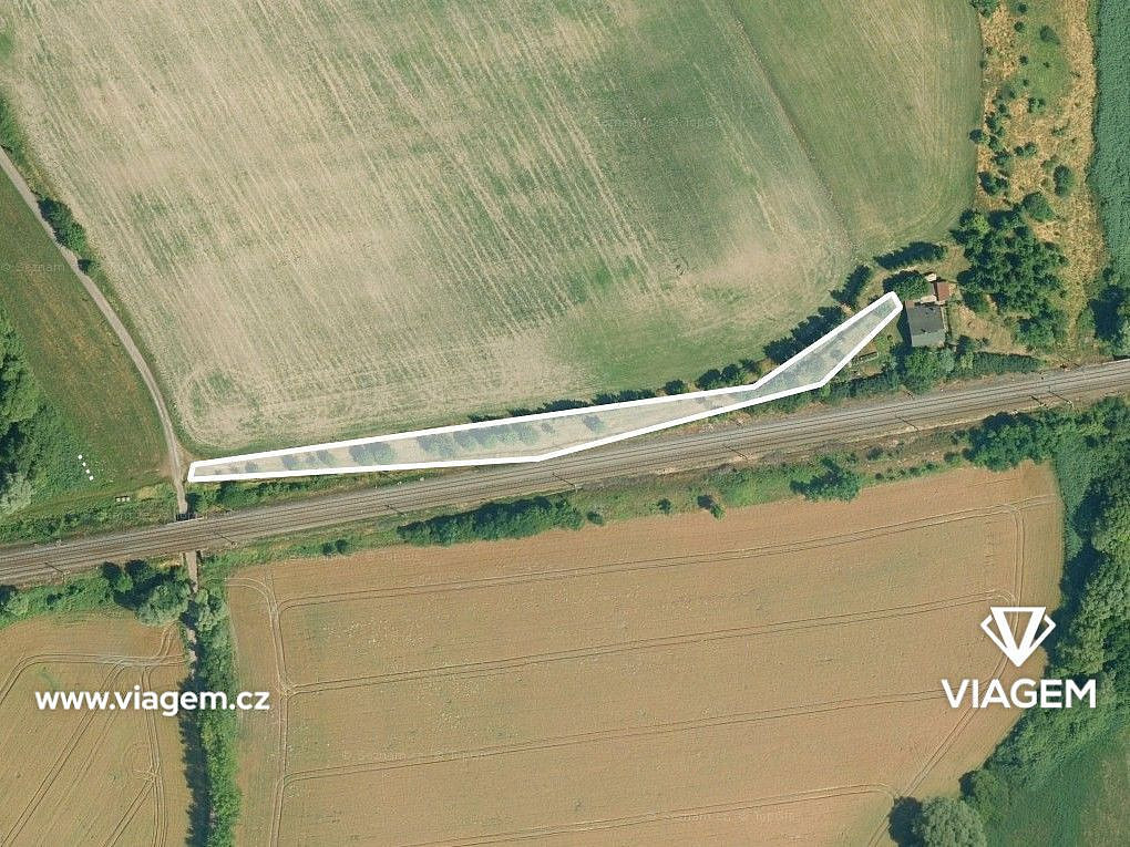 Prodej pole 1 743 m² – fotografie 2