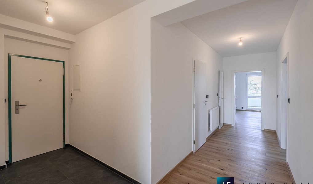 Prodej bytu 5+kk 113 m², Lysá nad Labem – náhled fotky 3