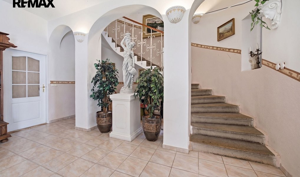 Prodej domu 395 m² s pozemkem 642 m², Kostelec nad Labem – náhled fotky 6