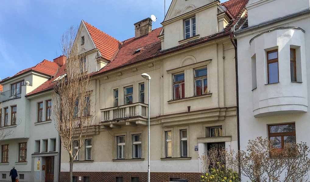 Prodej domu 1 046 m² s pozemkem 3 200 m², Kroměříž – fotka 1 z 42