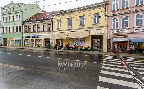 Pronájem bytu 2+1 75 m², Benešovo náměstí, Teplice