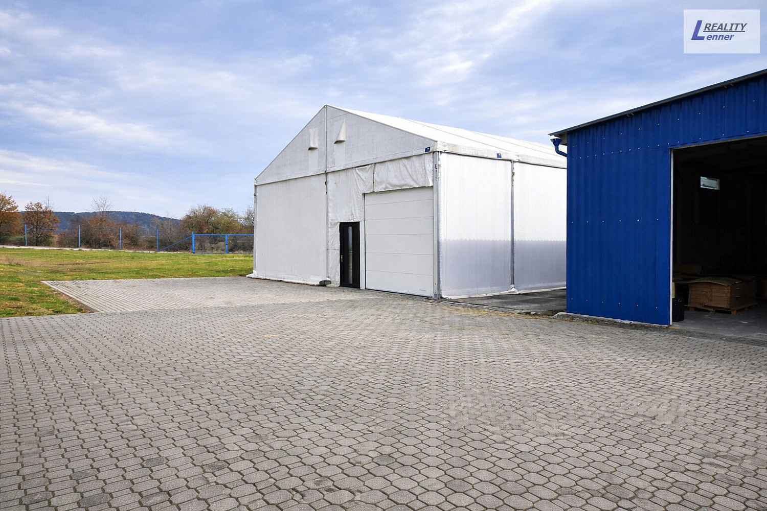 Pronájem skladovacích prostor 360 m² – fotografie 2