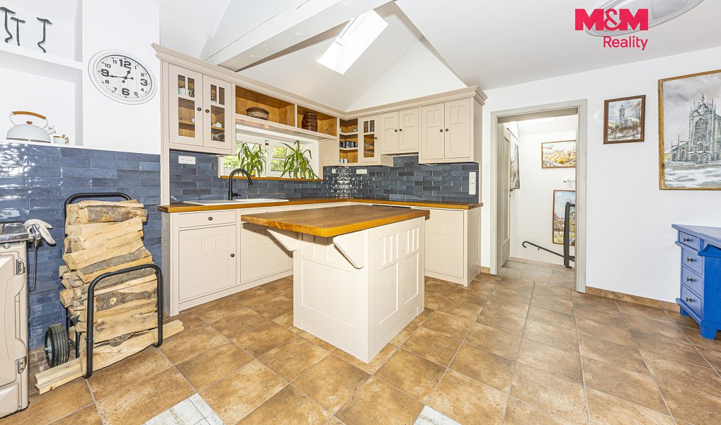 Prodej domu 996 m² s pozemkem 162 727 m², Kolín – náhled fotky 25