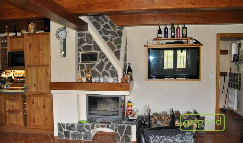 Prodej domu 222 m² s pozemkem 7 330 m², Dvory – náhled fotky 14