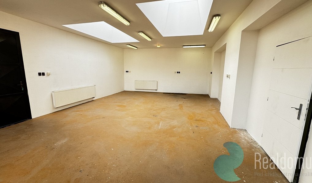 Pronájem výrobních prostor 315 m², České Budějovice – náhled fotky 11