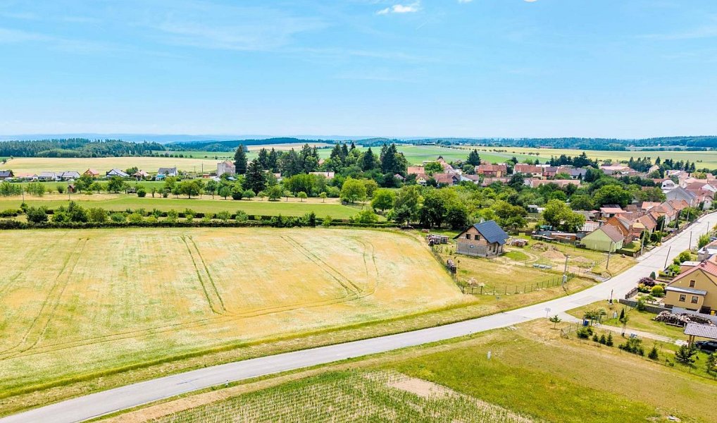 Prodej stavebního pozemku 1 236 m², Podomí – náhled fotky 2