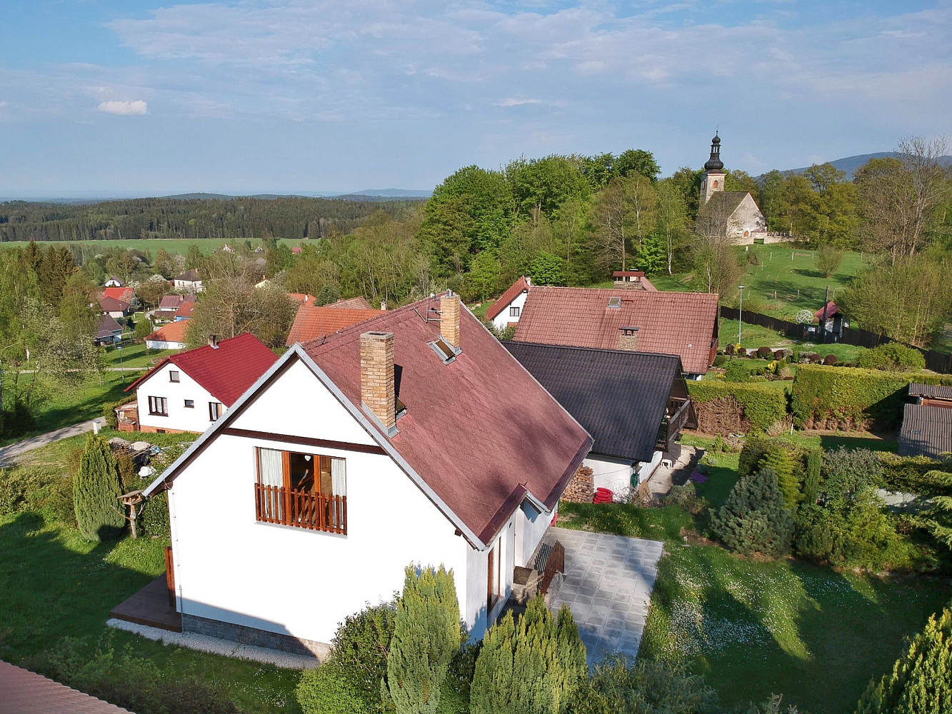 Prodej chalupy 130 m² s pozemkem 734 m² – fotografie 2