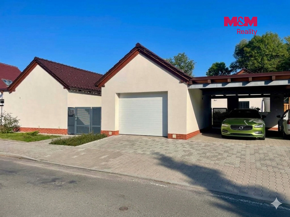 Pronájem garáže, 29 m2, Hradec Králové - Svinary – fotografie 4
