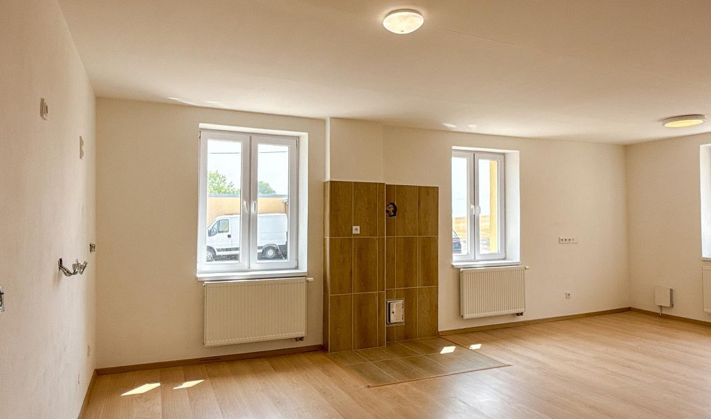 Prodej domu 182 m² s pozemkem 284 m², Seloutky – náhled fotky 14