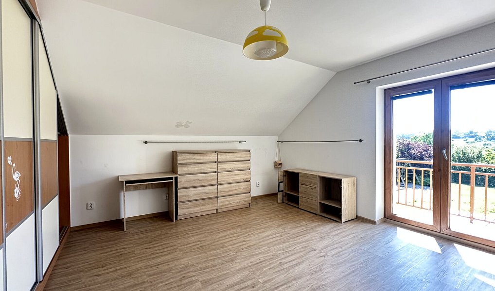 Pronájem domu 152 m² s pozemkem 1 967 m², Peruc – náhled fotky 14