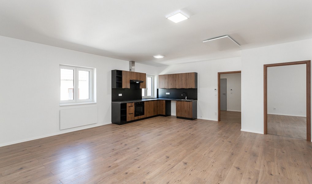 Pronájem bytu 3+kk 88 m², Buštěhrad – náhled fotky 2