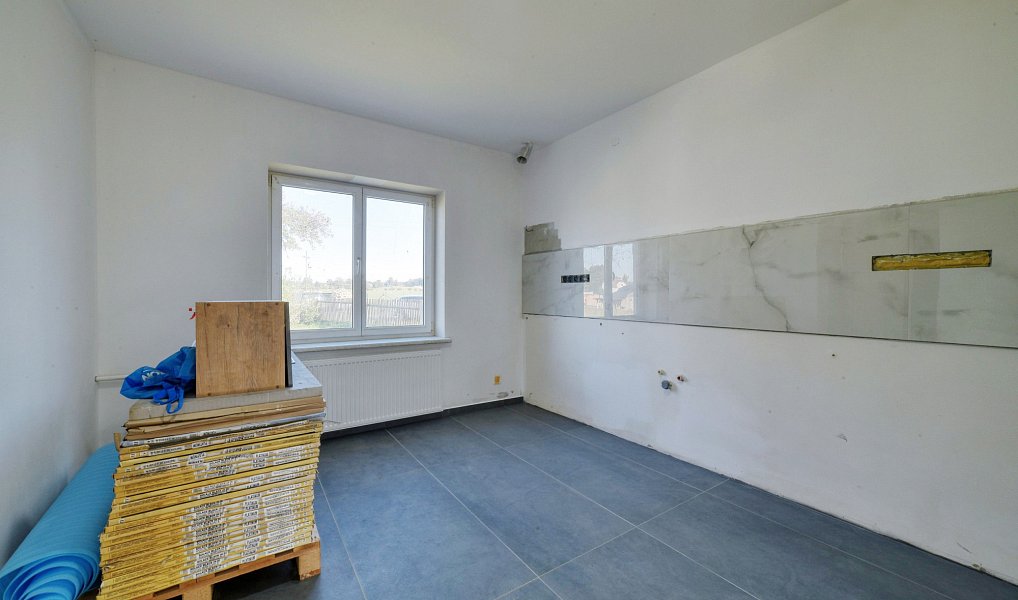 Prodej domu 203 m² s pozemkem 882 m², Hranice – náhled fotky 7