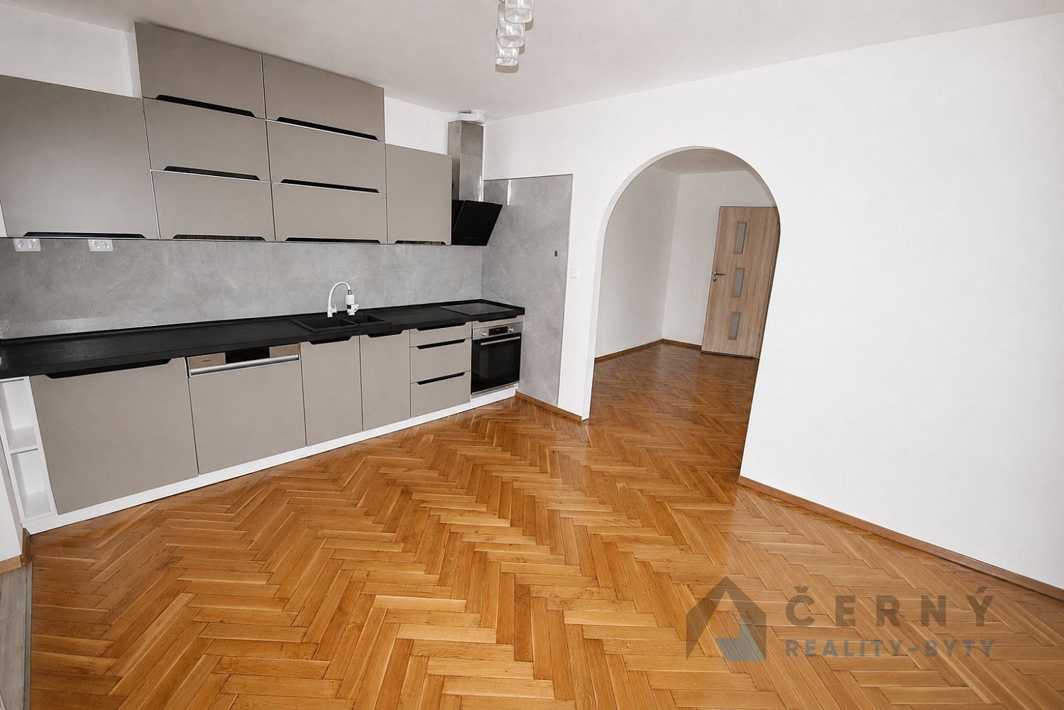 Pronájem bytu 2+1 56 m²