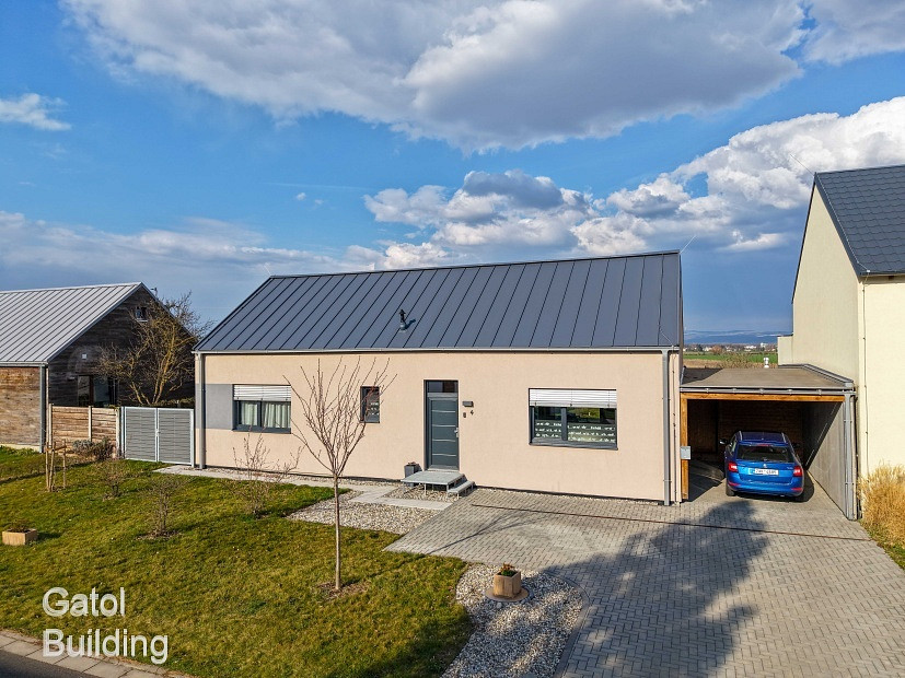 Prodej domu 139 m² s pozemkem 836 m² - Ansicht 2