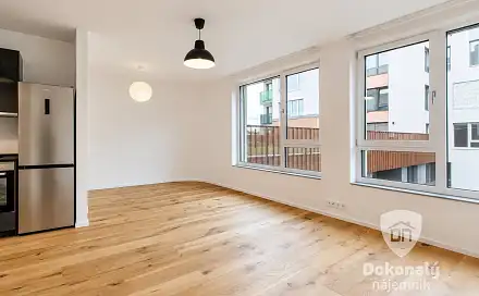 Pronájem bytu 1+kk 37 m²