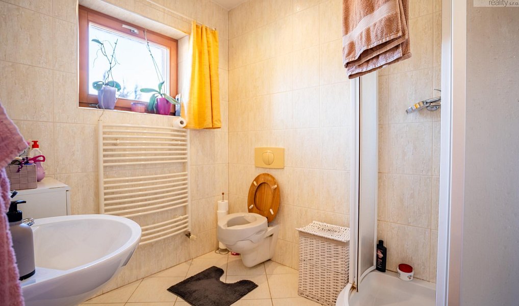Prodej domu 200 m² s pozemkem 989 m², Lužice – náhled fotky 6