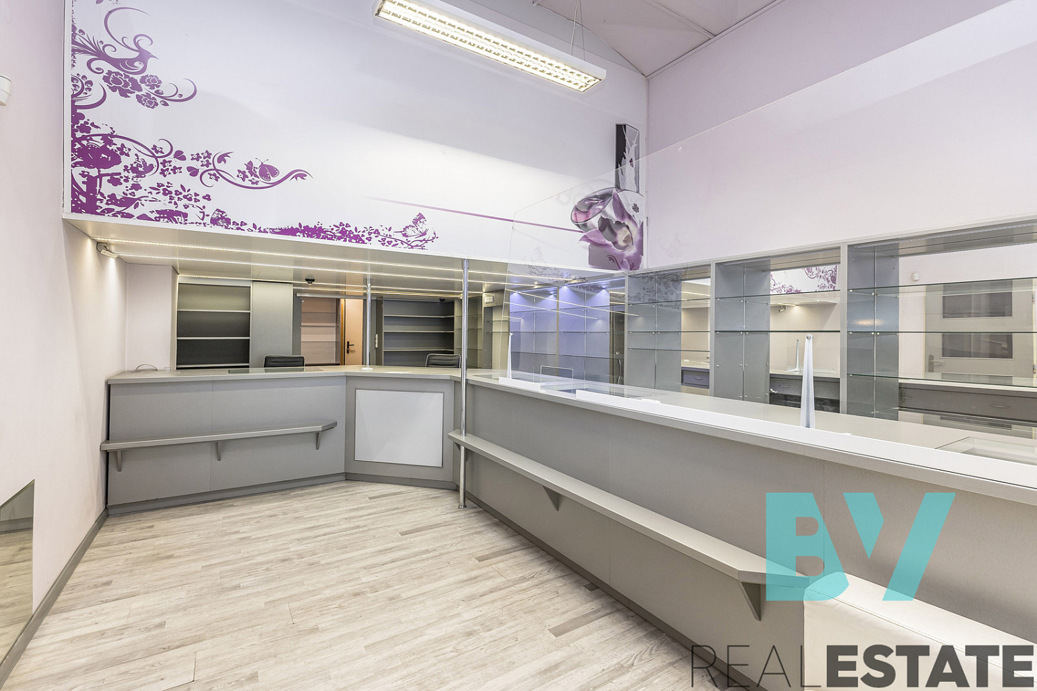 Pronájem obchodních prostor 47 m²