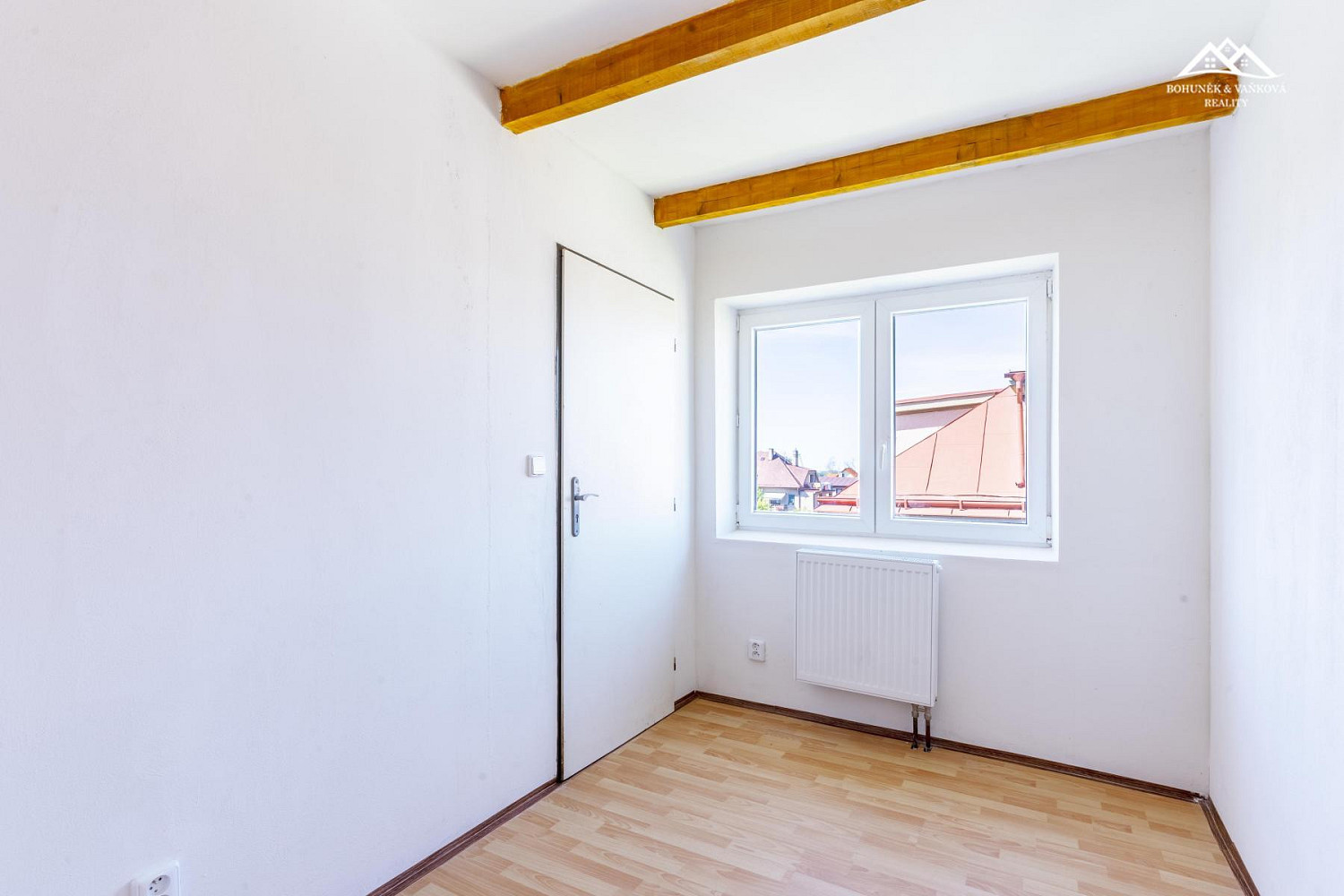 Pronájem bytu 2+kk 45 m² – fotografie 4