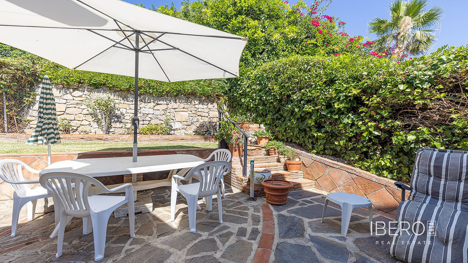 Prodej domu 233 m² s pozemkem 384 m²