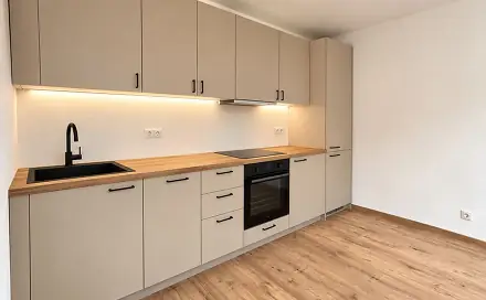 Prodej bytu 2+kk 36 m², Popelnicová, Plzeň - Doubravka