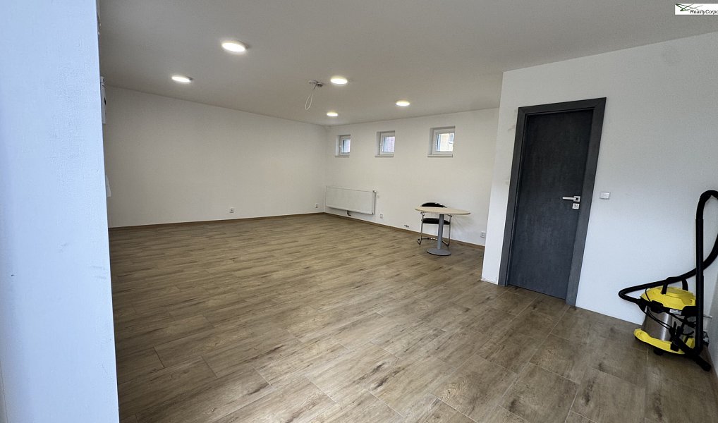 Pronájem obchodních prostor 270 m², Liberec – náhled fotky 12