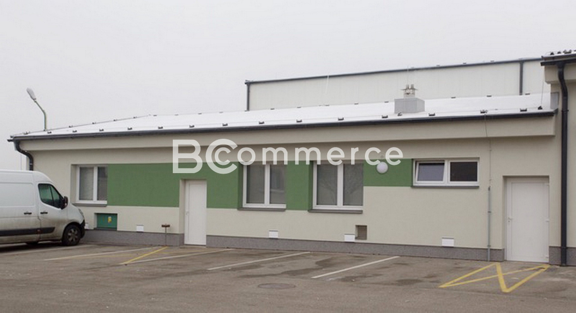 Pronájem kanceláře 173 m² — photo 2